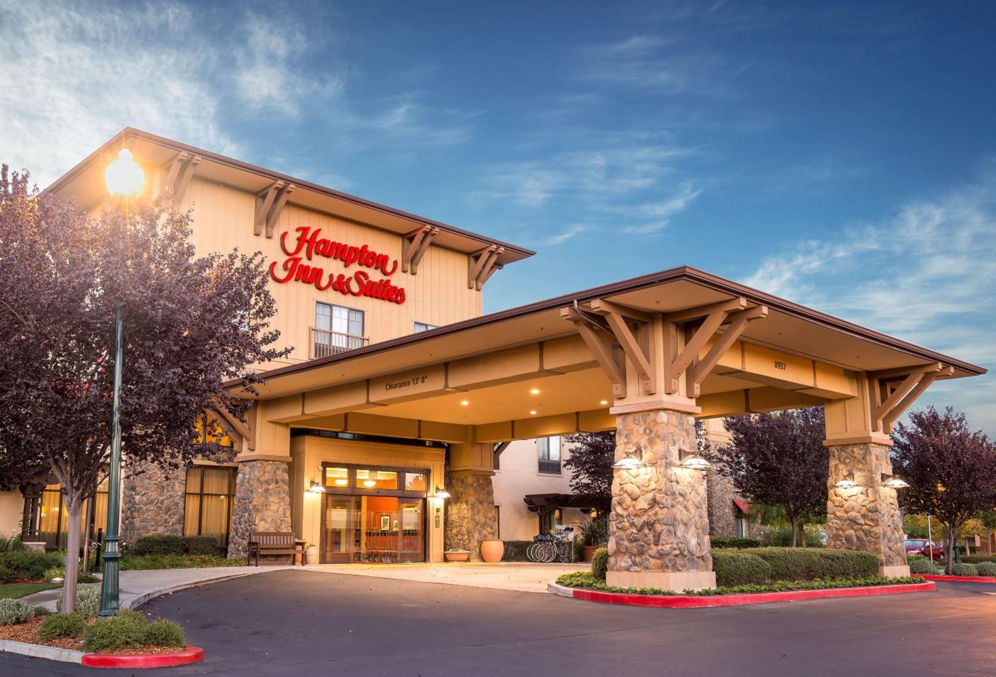 Hampton Inn & Suites Windsor-Sonoma Wine Country Ngoại thất bức ảnh